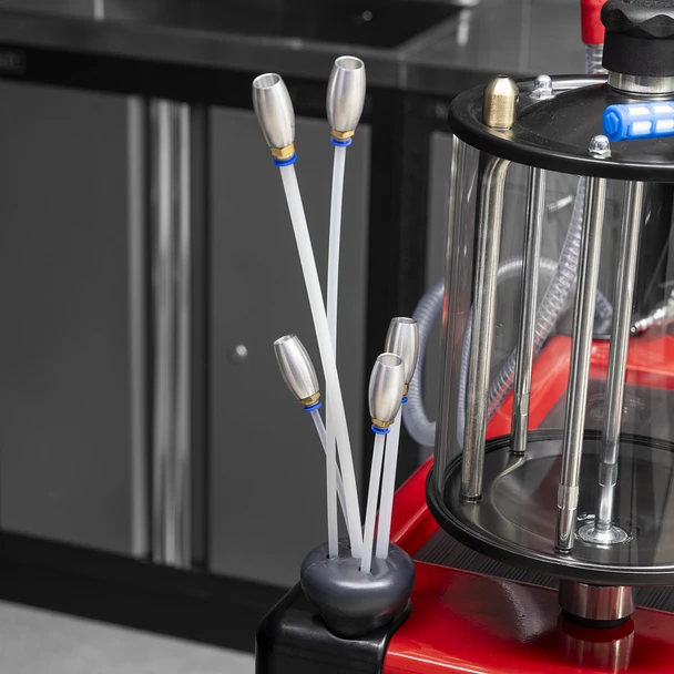 Mobile Multifunction Oil Station with 61pc Tool Set