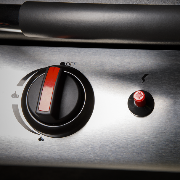 Dellonda 3 Burner Gas BBQ Grill with Piezo Ignition & Thermometer