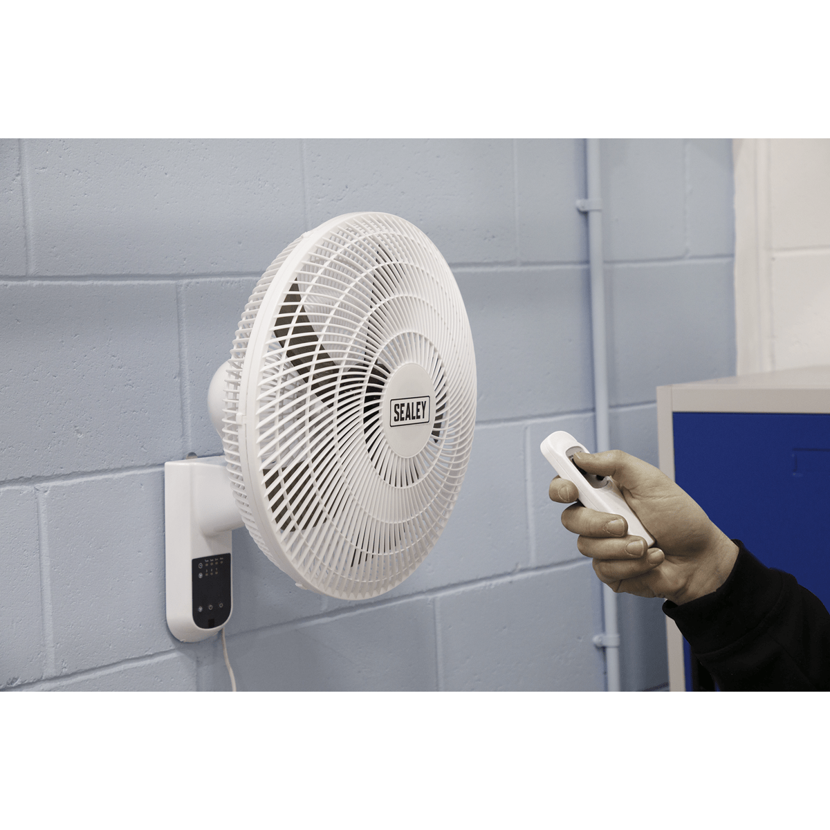 Sealey Wall Fan 3-Speed 16″ with Remote Control 230V